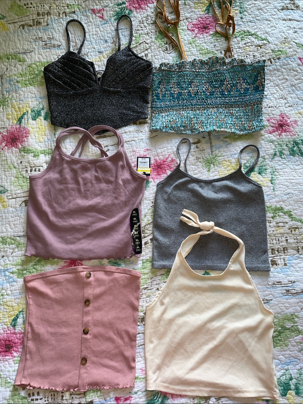 XS Tank & Crop Top Bundle - Pink, Gray, Cream, Black, Teal
